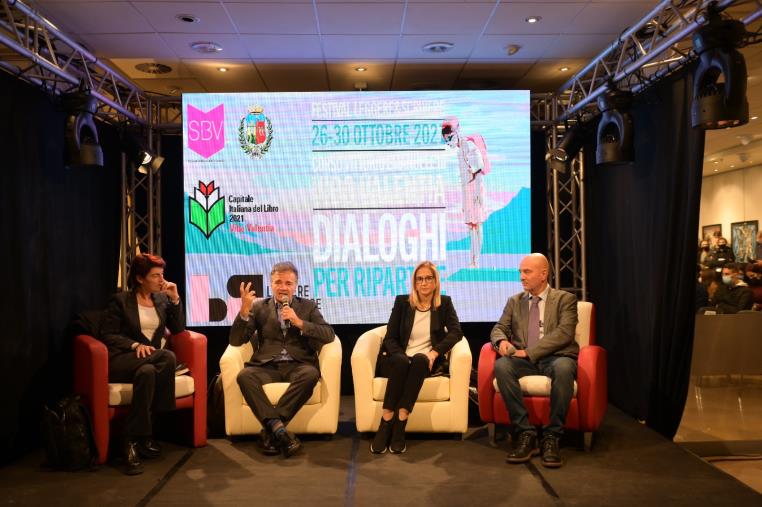 images Vibo Valentia. Il ruolo dei media e gli stereotipi sulla Calabria: al Festival Leggere&Scrivere le idee su come ribaltare il paradigma