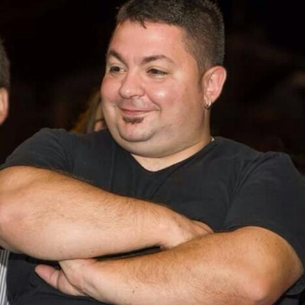 Scontro fra due auto a Serrastretta, grave uno dei conducenti images Scontro fra due auto a Serrastretta, grave uno dei conducenti