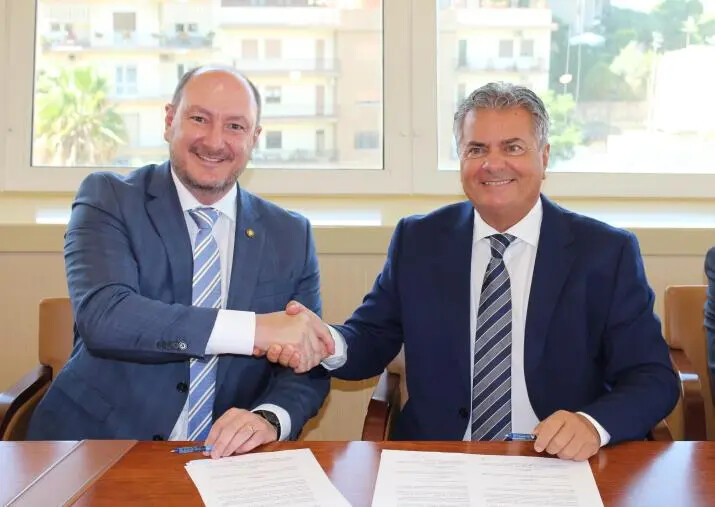 images Firmata a Reggio l’intesa di collaborazione tra il Consiglio regionale e l’assemblea dello Stato di Santa Catarina