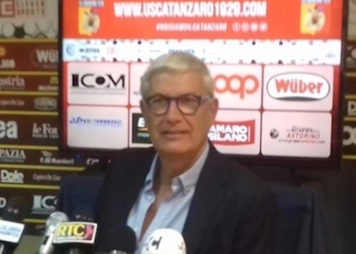 Us Catanzaro 1929, il presidente Noto: “Il nostro traguardo è immutato: la promozione, ma il calcio dovrà darsi una regolata” images Us Catanzaro 1929, il presidente Noto: “Il nostro traguardo è immutato: la promozione, ma il calcio dovrà darsi una regolata”