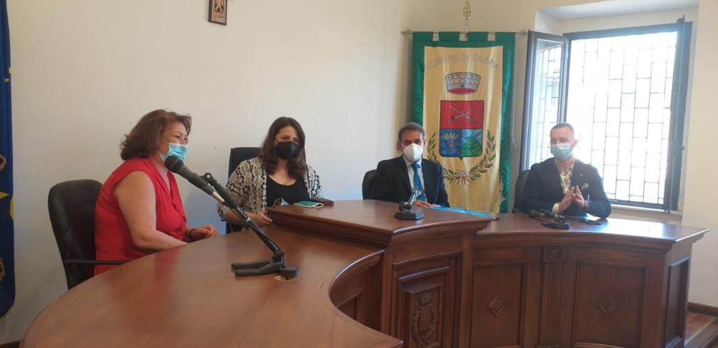 Il sottosegretario Dalila Nesci incontra diversi sindaci calabresi: "Sempre in ascolto dei territori" images Il sottosegretario Dalila Nesci incontra diversi sindaci calabresi: "Sempre in ascolto dei territori"