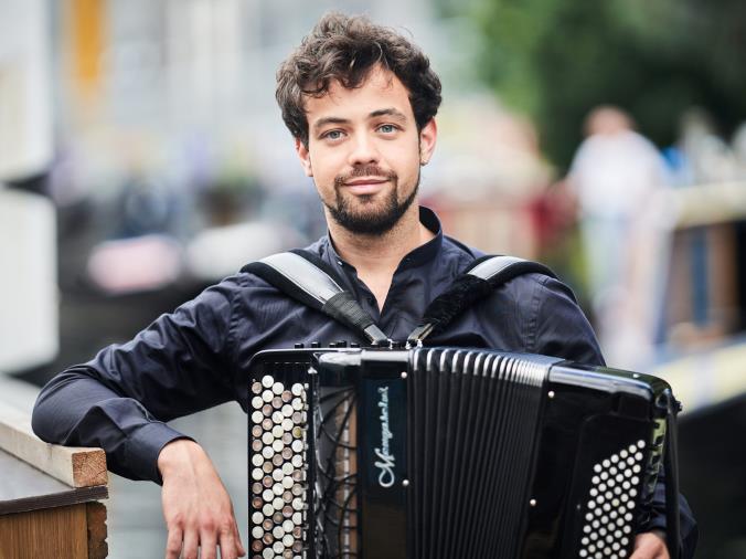 images Laureana di Borrello, domani il recital del fisarmonicista Samuele Telari