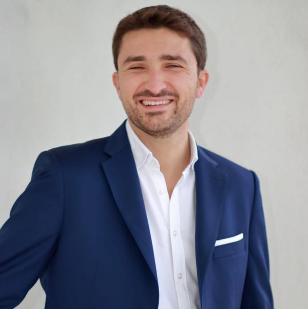 Gruppi di opposizione a sostegno delle attività commerciali in difficoltà a Corigliano-Rossano: "Estendere il taglio della tassa sulla spazzatura" images Gruppi di opposizione a sostegno delle attività commerciali in difficoltà a Corigliano-Rossano: "Estendere il taglio della tassa sulla spazzatura"