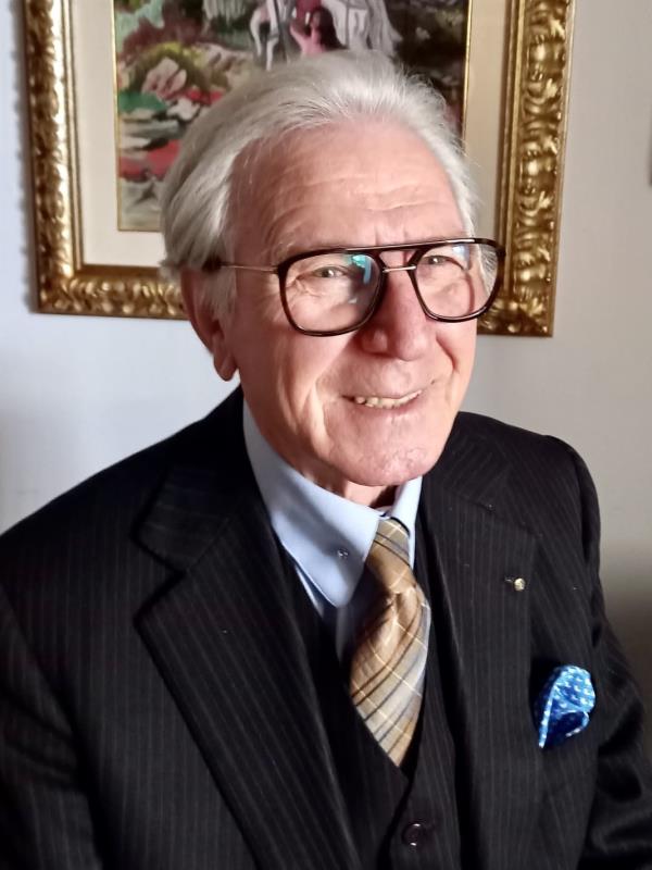 images Amantea. Il Rotary lancia un'idea: un Museo della Comunicazione "M. Kolbe" per custodire 3000 reperti storici