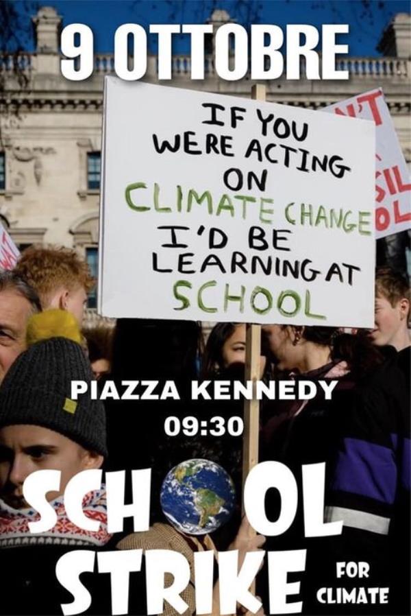 Fridays For Future scende in piazza a Cosenza: "Su scuola e salute meno propaganda e più soldi" images Fridays For Future scende in piazza a Cosenza: "Su scuola e salute meno propaganda e più soldi"