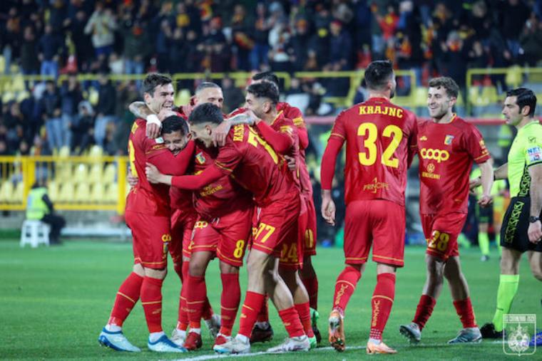 images Serie BKT, FERALPISALO' vs CATANZARO: 3-0 finale. Aquile battute dopo una brutta prestazione   