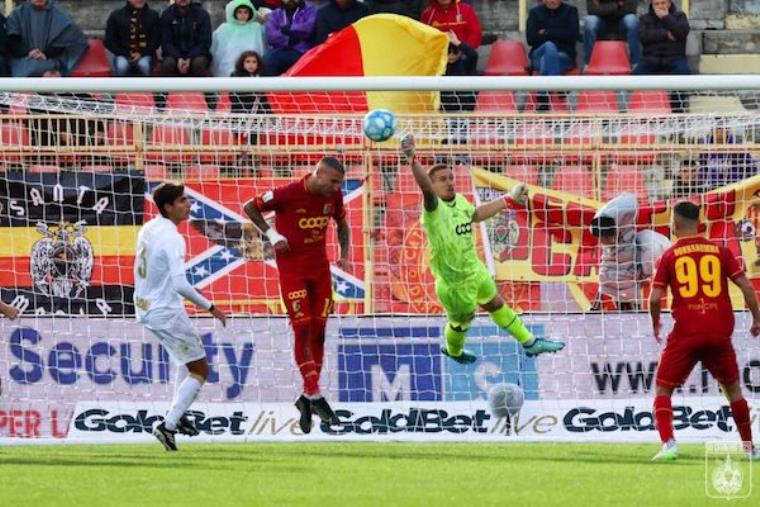 images Il Catanzaro si allena al Ceravolo in vista dell'anticipo serale di Venezia