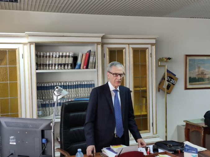 Il presidente del TAR: "Decisioni veloci su ordinanze scuole? Prassi normale. Dovrebbe confortare visto che la giustizia non è sempre celere" images Il presidente del TAR: "Decisioni veloci su ordinanze scuole? Prassi normale. Dovrebbe confortare visto che la giustizia non è sempre celere"