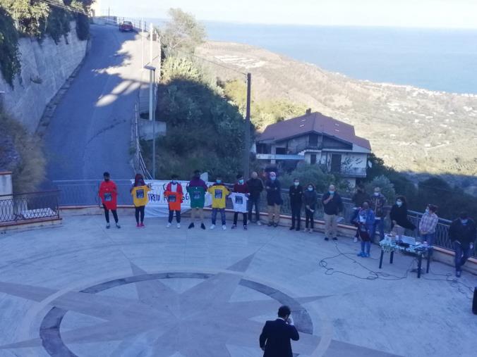 Storie di accoglienza e integrazione nella "Giornata del migrante" celebrata a Gasperina images Storie di accoglienza e integrazione nella "Giornata del migrante" celebrata a Gasperina
