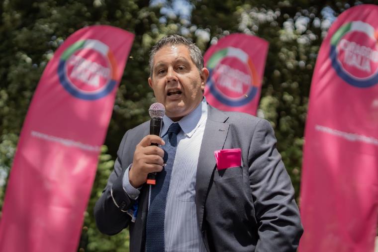 Minacce di morte a Toti. De Nisi e Cirillo (Coraggio Italia): "Logica sopraffazione non vincerà" images Minacce di morte a Toti. De Nisi e Cirillo (Coraggio Italia): "Logica sopraffazione non vincerà"