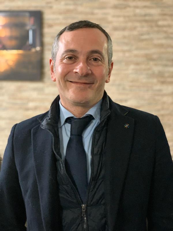 Sanità. Arrivano i nuovi commissari: Giuliano si è già insediato al Policlinico, Procopio mercoledì al Pugliese images Sanità. Arrivano i nuovi commissari: Giuliano si è già insediato al Policlinico, Procopio mercoledì al Pugliese