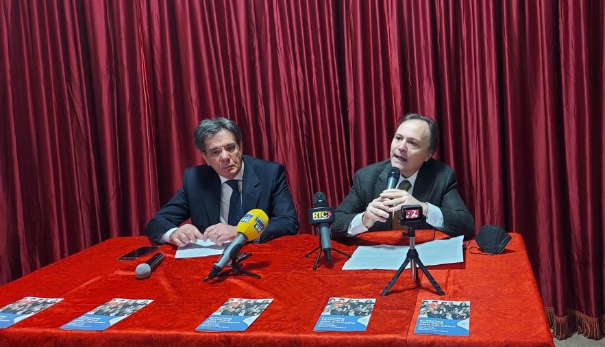 Catanzaro, AMA Calabria conclude la stagione teatrale con un positivo confronto tra i candidati a sindaco e gli operatori culturali images Catanzaro, AMA Calabria conclude la stagione teatrale con un positivo confronto tra i candidati a sindaco e gli operatori culturali