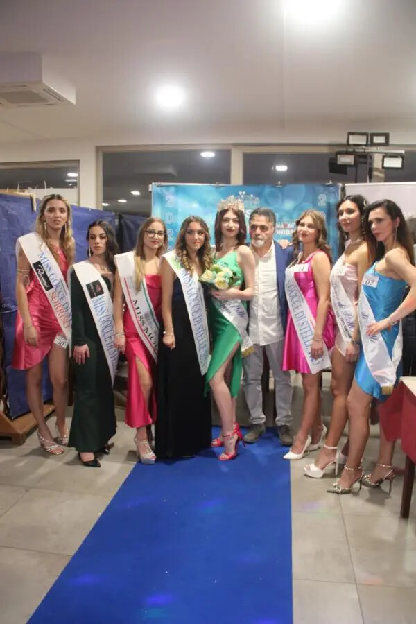 Miss “Gocce Di Stelle” a Squillace: Vanessa Chiodo di Montepaone conquista la fascia images Miss “Gocce Di Stelle” a Squillace: Vanessa Chiodo di Montepaone conquista la fascia