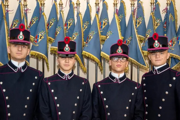 Quattro giovani calabresi giurano alla Scuola Militare Nunziatella di Napoli images Quattro giovani calabresi giurano alla Scuola Militare Nunziatella di Napoli
