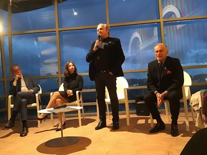 Inaugurata ieri al Museo Marca di Catanzaro la mostra di Omar Galliani, potrà essere visitata fino al 31 dicembre. Il disegno protagonista images Inaugurata ieri al Museo Marca di Catanzaro la mostra di Omar Galliani, potrà essere visitata fino al 31 dicembre. Il disegno protagonista