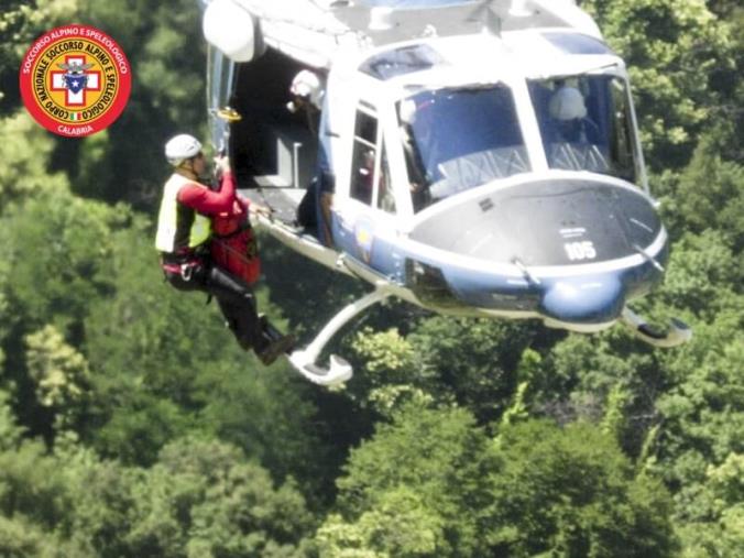 Un 55enne di Villapiana si perde nei boschi: ritrovato grazie all'Sms locator images Un 55enne di Villapiana si perde nei boschi: ritrovato grazie all'Sms locator