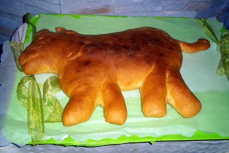 images La proposta di Domenico Lanciano: “Evidenziare il 'vitulus' della prima Italia nello stemma ufficiale della Regione Calabria”