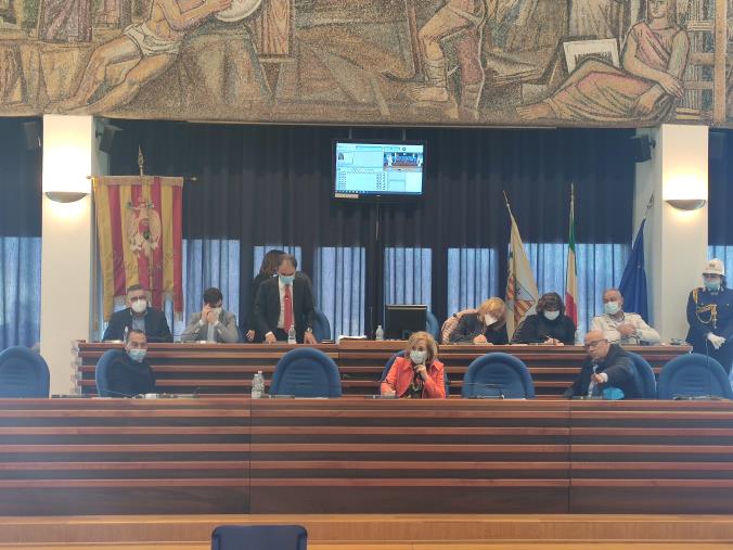 Consiglio comunale. Abramo sulla Catanzaro servizi: "Sono preoccupato ma i dipendenti non andranno a casa" images Consiglio comunale. Abramo sulla Catanzaro servizi: "Sono preoccupato ma i dipendenti non andranno a casa"