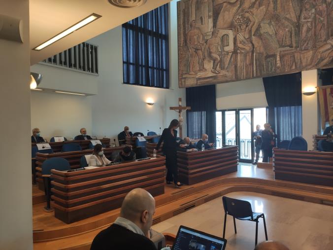 Consiglio comunale di Catanzaro. Roberta Gallo lascia Forza Italia images Consiglio comunale di Catanzaro. Roberta Gallo lascia Forza Italia