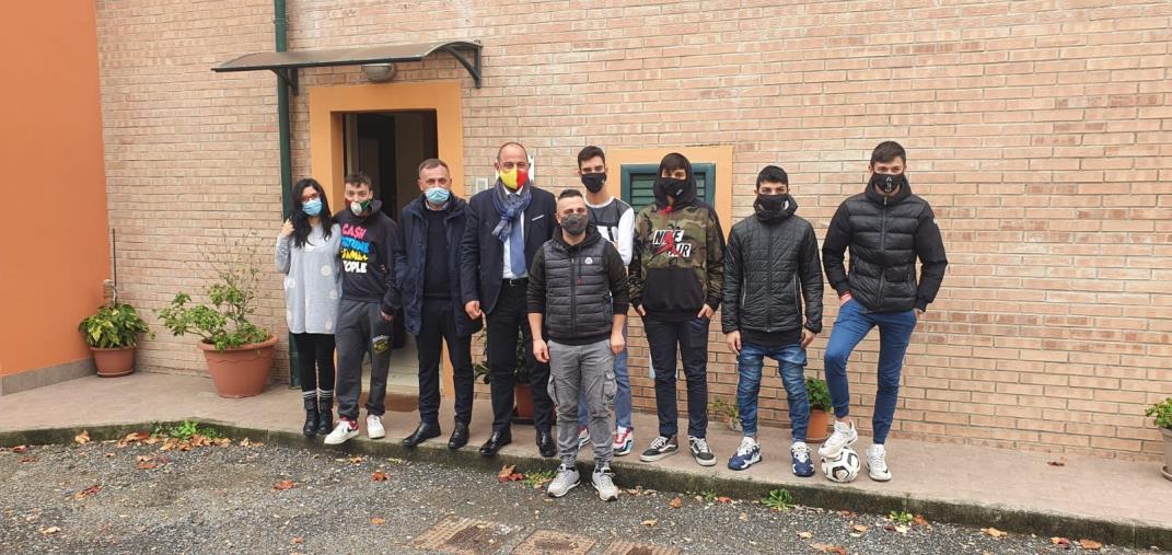 Un gol ad ogni forma di abuso: Fondazione Città Solidale e Catanzaro Calcio insieme in favore dei più piccoli e dei più deboli images Un gol ad ogni forma di abuso: Fondazione Città Solidale e Catanzaro Calcio insieme in favore dei più piccoli e dei più deboli