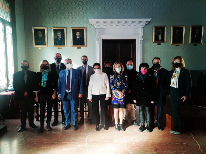 images Catanzaro. "Orange the World": dal 25 novembre al 10 dicembre 16 giorni di attivismo per dire no alla violenza sulle donne