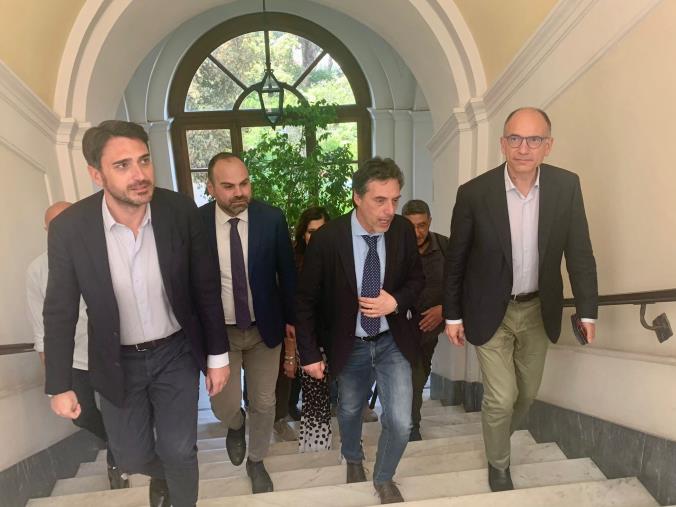 Letta a sostegno di Fiorita: "Dopo tanti anni il Pd tornerà a governare il Comune di Catanzaro" images Letta a sostegno di Fiorita: "Dopo tanti anni il Pd tornerà a governare il Comune di Catanzaro"