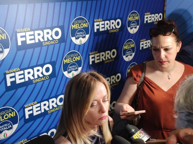 images Comunali, Meloni: "Wanda Ferro è la persona che serve a Catanzaro. Non ha padroni" 