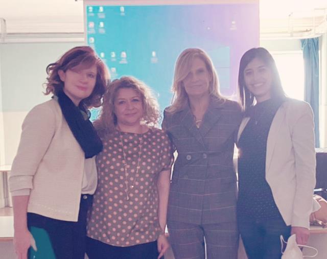 Giornata dedicata alle giovani donne nella ricerca, il Soroptimist di Catanzaro incontra le studentesse del liceo classico Galluppi images Giornata dedicata alle giovani donne nella ricerca, il Soroptimist di Catanzaro incontra le studentesse del liceo classico Galluppi