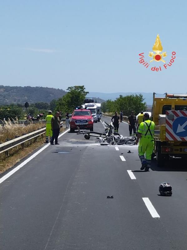 Nocera Terinese, incidente sulla “Tirrena inferiore”: tre i veicoli coninvolti e un ferito grave images Nocera Terinese, incidente sulla “Tirrena inferiore”: tre i veicoli coninvolti e un ferito grave