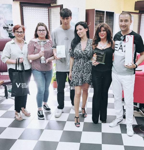 images “Fai la scelta giusta: scegli i prodotti calabresi", all'IIS Ferraris-Petrucci-Maresca di Catanzaro la premiazione