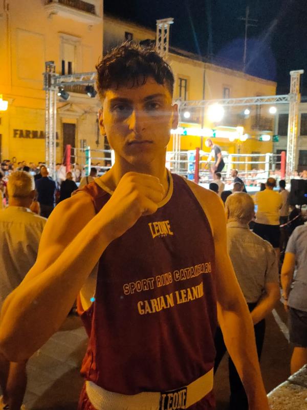images Il pugile catanzarese Leandro Gariani stende tutti a Lamezia Terme