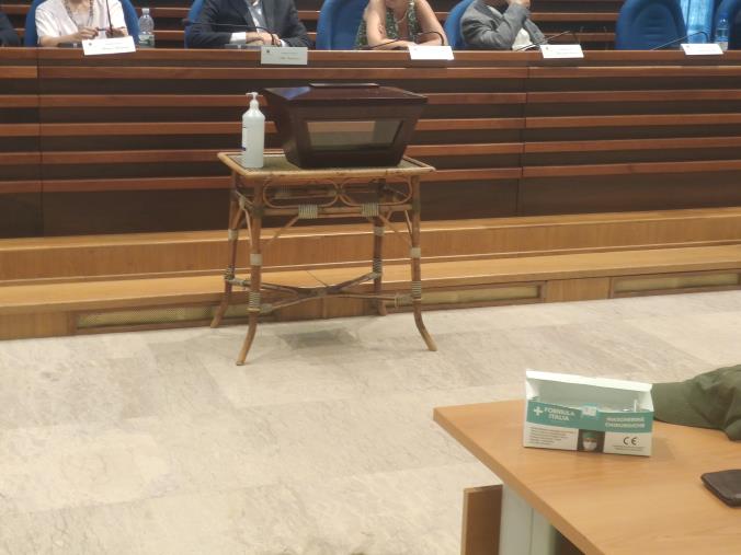 images Presidenza del Consiglio comunale di Catanzaro, altra votazione a vuoto: nessuno ha la maggioranza