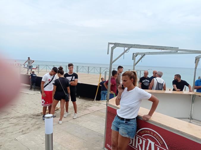 images Solidarietà al Blau Beach di Cropani: la ProLoco rinvia la "Piccantissima sera"