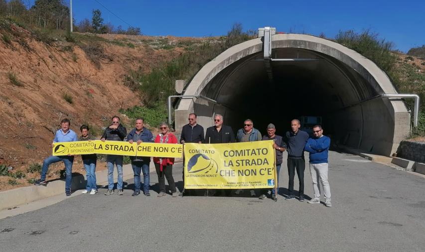 images Ripresi e in fase di conclusione i lavori stradali tra&nbsp;Borboruso e Coraci