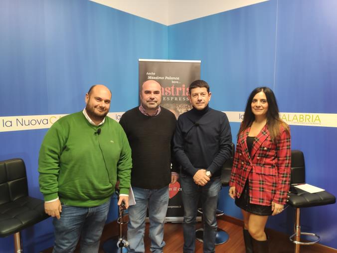 C'MON EAGLES, la nuova puntata: sguardo ancora sul "Ceravolo" e intervista a Luca Verna (DIRETTA) images C'MON EAGLES, la nuova puntata: sguardo ancora sul "Ceravolo" e intervista a Luca Verna (DIRETTA)