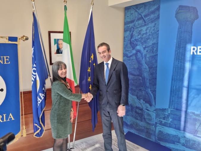 images Cubani in Calabria, Occhiuto: "I primi in Europa a fare questo accordo"