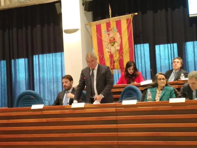 images Catanzaro Capitale, nuovi equilibri al Comune e i tempi dei lavori al Ceravolo: oggi la diretta