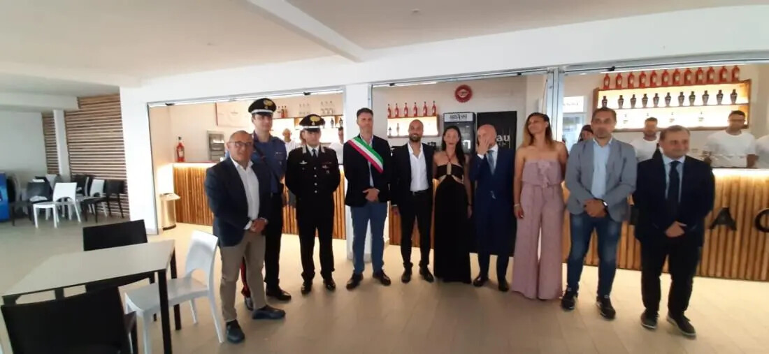 images La rinascita dopo l'incendio, a Cropani riapre il Blau Beach