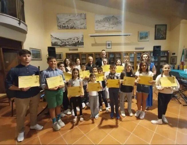images Saggio di fine anno per la scuola di musica dell'Associazione Musicale "Il metronomo" di Tiriolo 