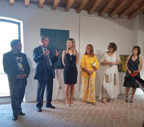 images Ieri alla Rocca di Umbertide una mostra curata da Lara Caccia, docente dell'Accademia di Belle Arti di Catanzaro