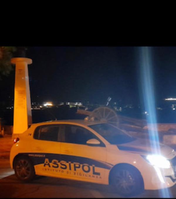 Cassano allo Ionio, ladri in azione in una scuola: i vigilantes dell'Assipol evitano il peggio images Cassano allo Ionio, ladri in azione in una scuola: i vigilantes dell'Assipol evitano il peggio