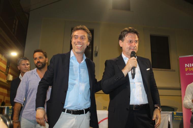 images Comunali Catanzaro, Conte (M5S) infiamma la piazza: "Appoggio convinto a Fiorita"