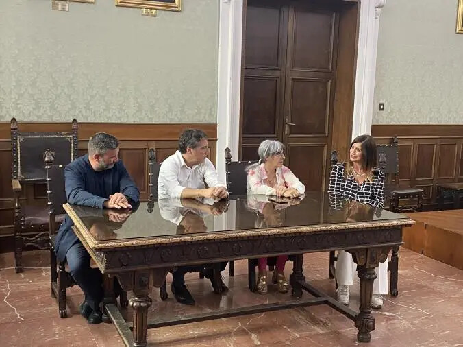 Iniziative ed interventi a sostegno delle famiglie e persone con demenza: chiusa la XII giornata mondiale dell’Alzheimer
images Iniziative ed interventi a sostegno delle famiglie e persone con demenza: chiusa la XII giornata mondiale dell’Alzheimer