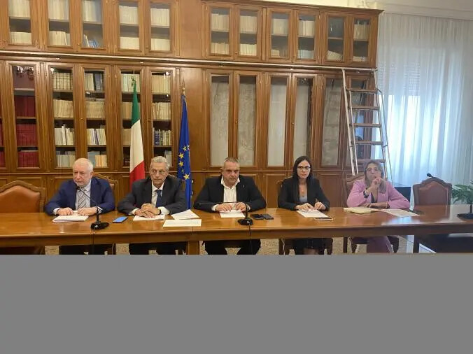 Comitato Ordine e Sicurezza a Catanzaro, il prefetto Ricci: "Non piegarsi all'intimidazione mafiosa" images Comitato Ordine e Sicurezza a Catanzaro, il prefetto Ricci: "Non piegarsi all'intimidazione mafiosa"