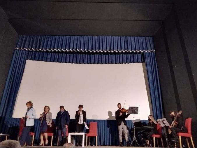 images Concluso il Concorso di Poesia indetto dal Comitato catanzarese della Società Dante Alighieri (NOMI VINCITORI)