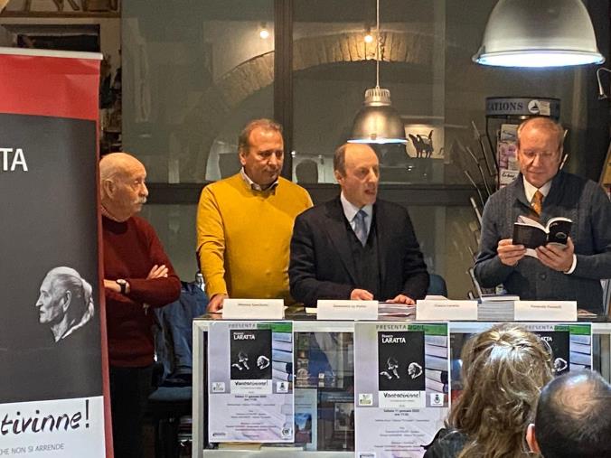 “La Calabria che non si arrende”, Laratta a Castrovillari punta il dito sull'emigrazione dei giovani dalla Calabria images “La Calabria che non si arrende”, Laratta a Castrovillari punta il dito sull'emigrazione dei giovani dalla Calabria