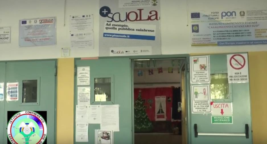 images Si aprono le porte dell'Ic Casalinuovo Catanzaro Sud: tra misure anticovid e laboratori didattici, i primi ad essere coinvolti sono sempre gli studenti