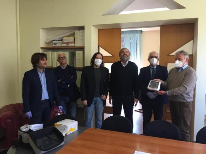 Coronavirus. Zuccatelli (Asp Cosenza) ringrazia il Consiglio dell’Ordine degli Architetti per la donazione di un ventilatore polmonare images Coronavirus. Zuccatelli (Asp Cosenza) ringrazia il Consiglio dell’Ordine degli Architetti per la donazione di un ventilatore polmonare