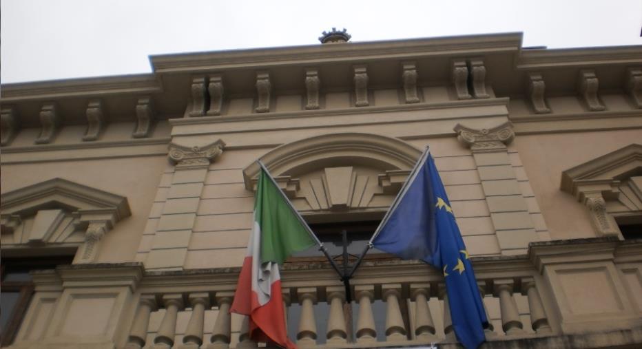 images Coronavirus. Il Comune di Castrovillari fa prevenzione: "Più numeri e riferimenti utili per l’assistenza alle persone”