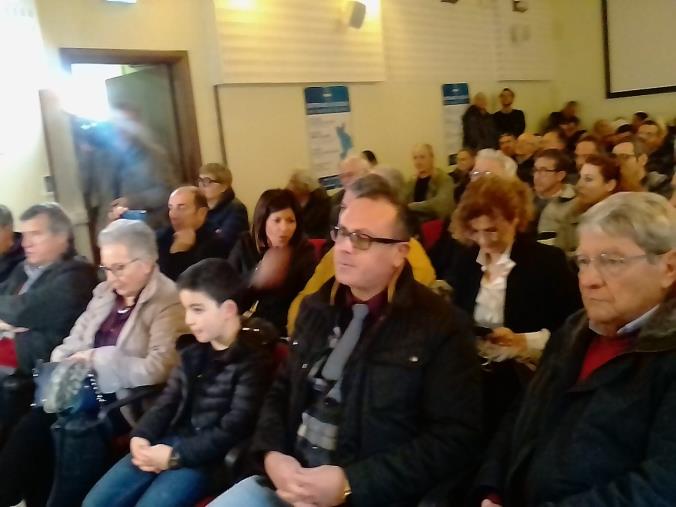 images Catanzaro da Vivere premia Giuseppe Imperatore, lo studente che si è affermato alle Olimpiadi delle Neuroscienze